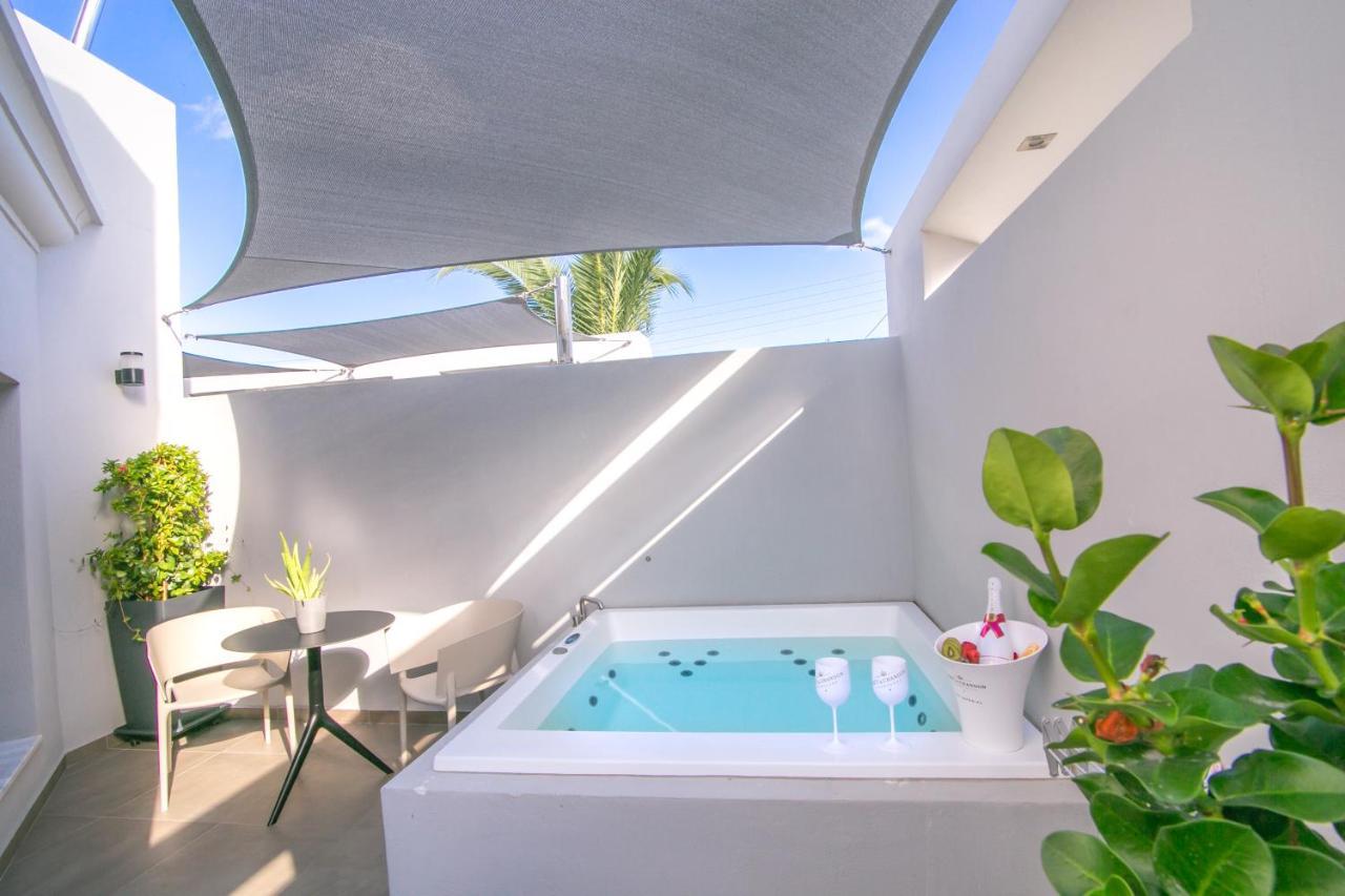 Marquise Suites - Adults Only Fira  Eksteriør billede